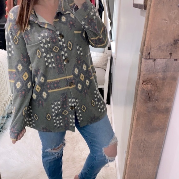 Fantastic Fawn boho long sleeve top size Medium - Picture 2 of 10